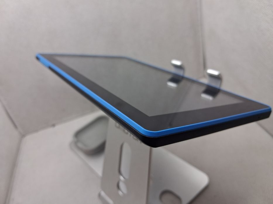 Tablet Lenovo Tab Essential TB7304 z nawigacją IGO Primo + mapy całej