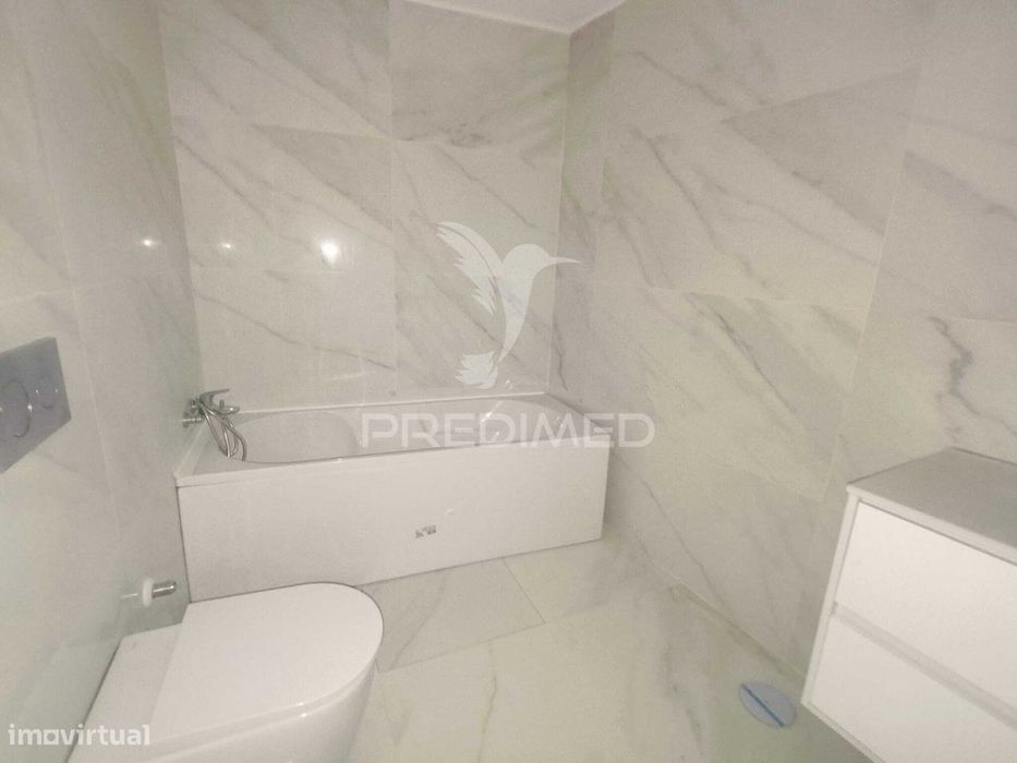 Apartamento T2 Totalmente Remodelado – Centro da Cidade