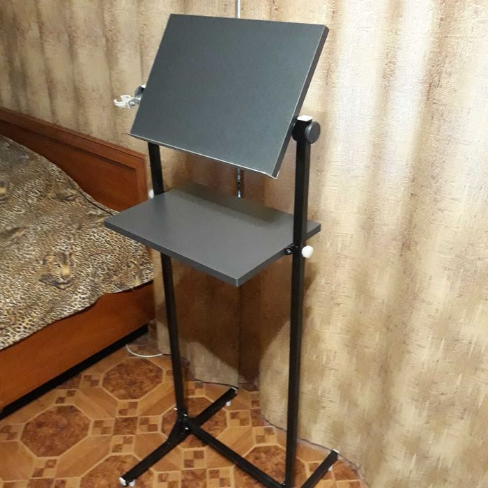 Стойка музыкантам