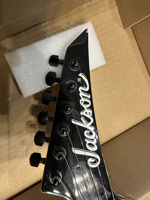 Електрогітара jacson js11 Dinky White