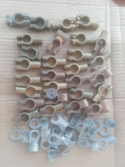 Щітки різні клеми.