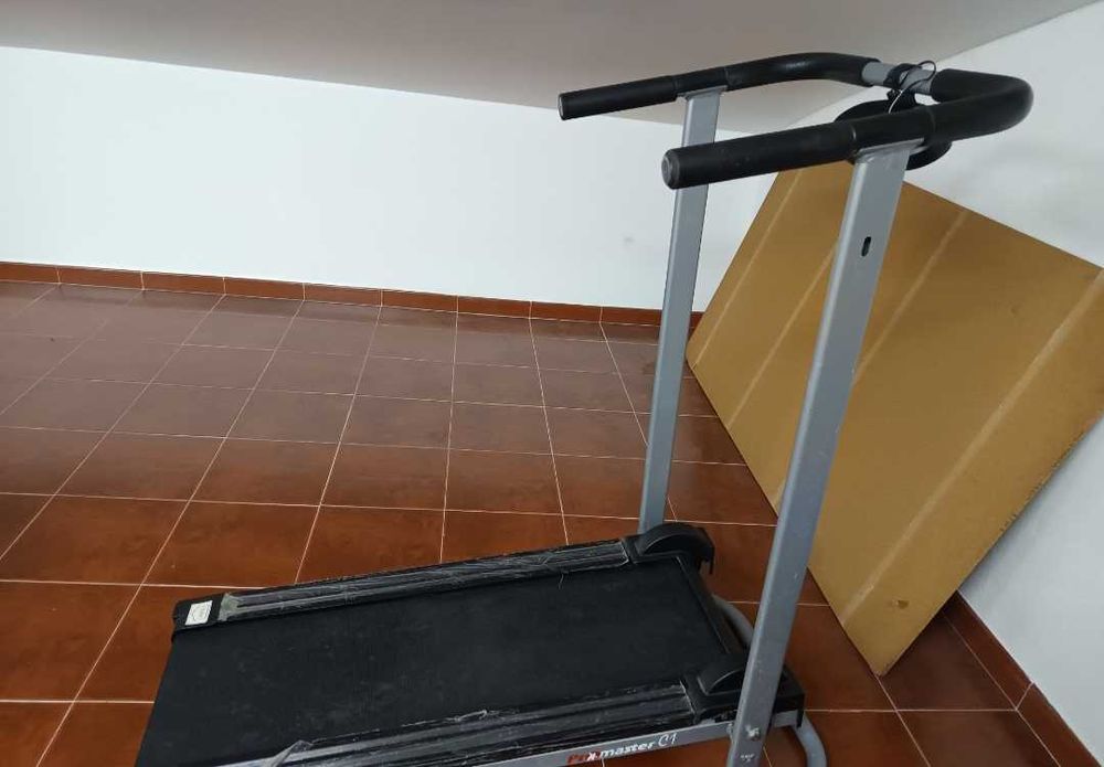 Passadeira de Corrida - Marcha Manual - Perfeita para Treinos em Casa!