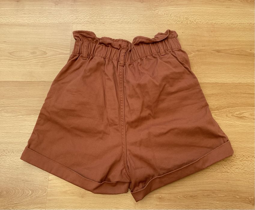 Calções - marca H&M