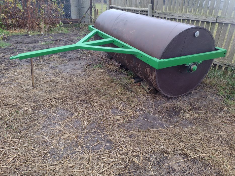 Słoma i Siano w belach wał łąkowy