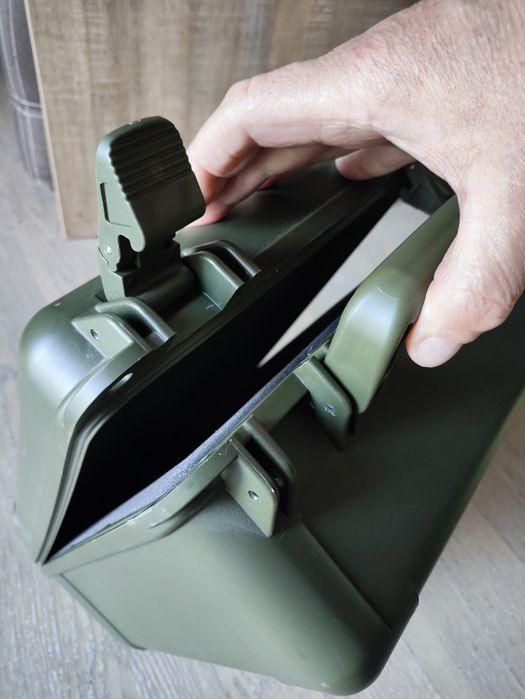 Захисний ударостійкий герметичний пластиковий Olive Drab кейс