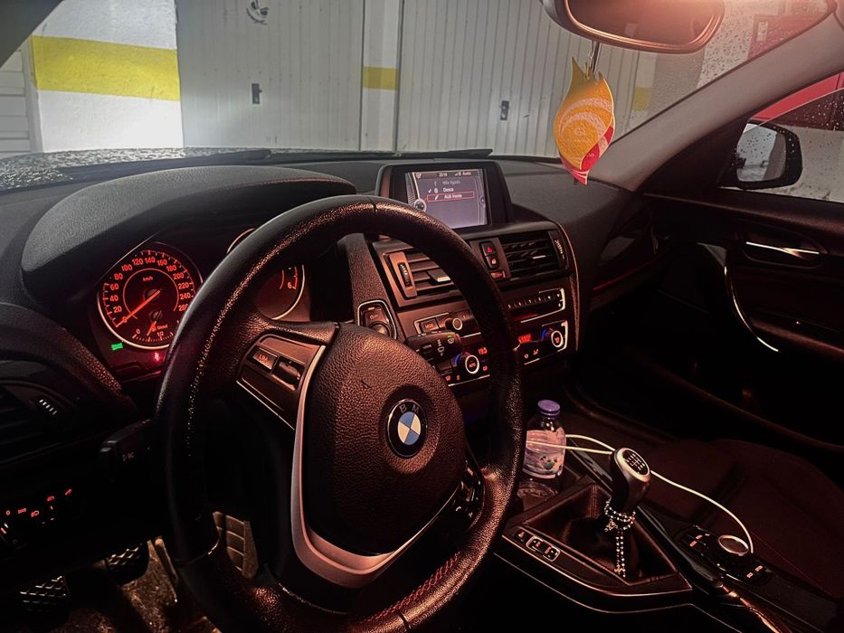 Bmw serie1 116d F20 Nacional SPORT EDITION foto 5