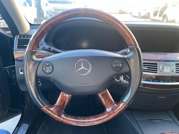 Para peças MERCEDES-BENZ Classe S (W221)