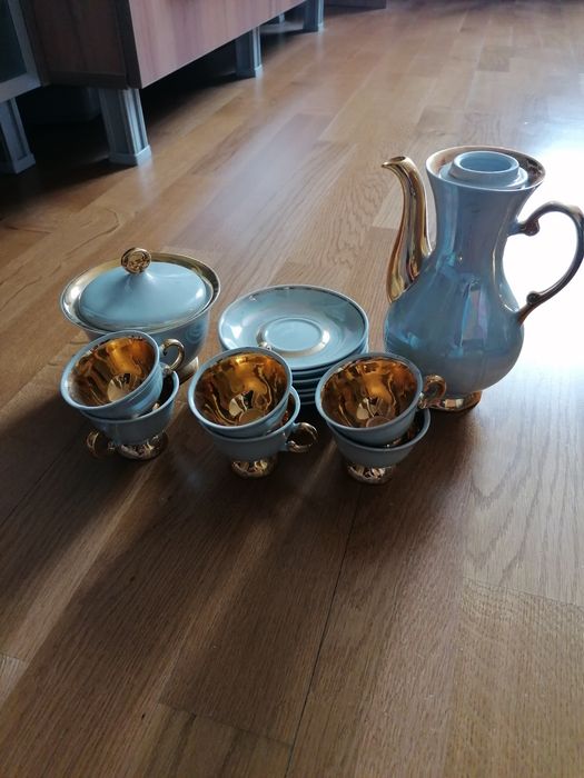 Сервиз с позолотой