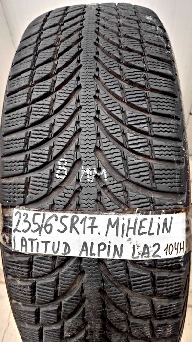 шина одиночка 235/65R17. стан нових 60 резина 245