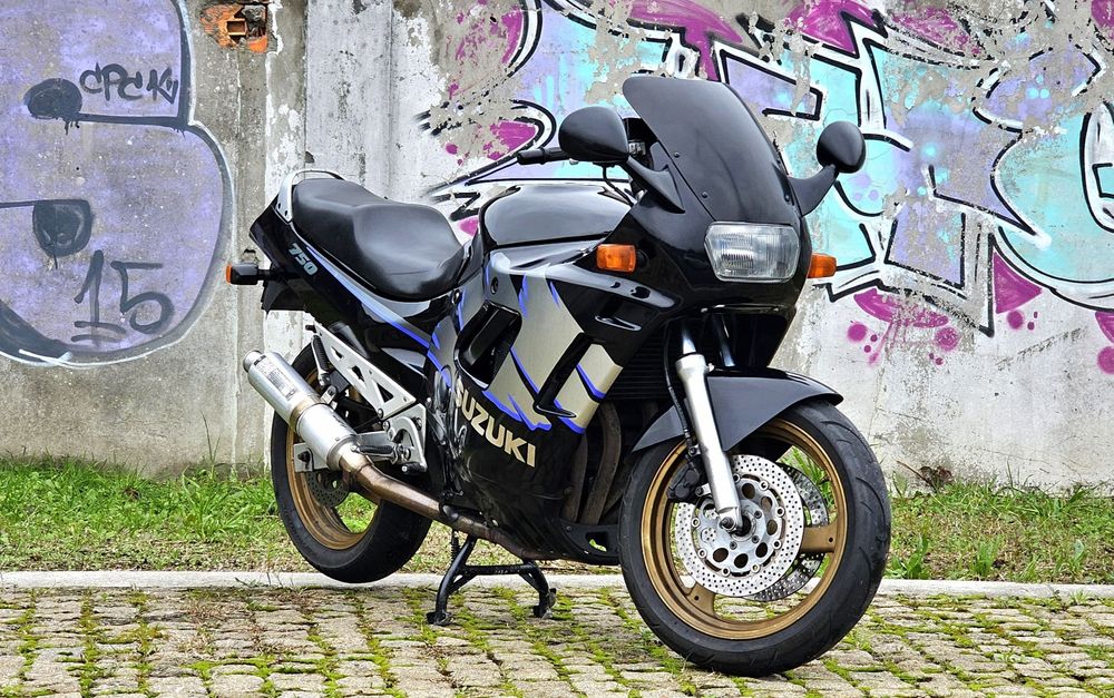 Suzuki Gsx750F Impecável Nacional