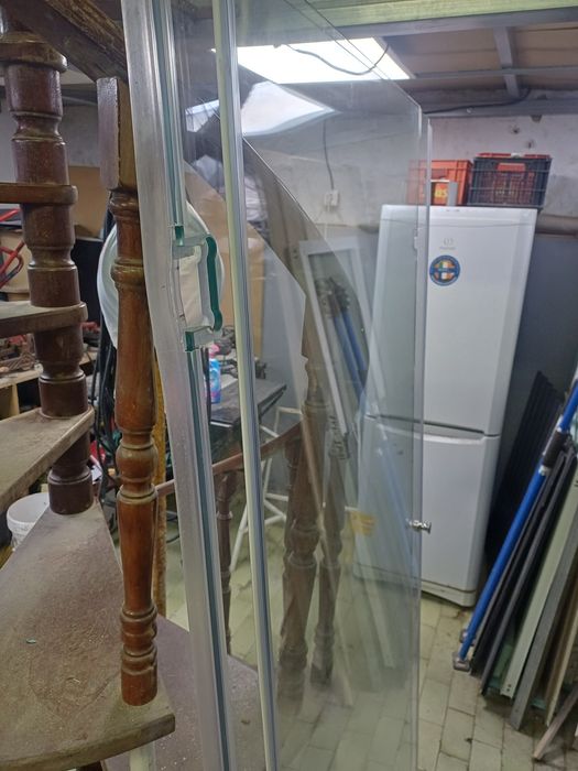 Vidros para duche 8mm. 100X80