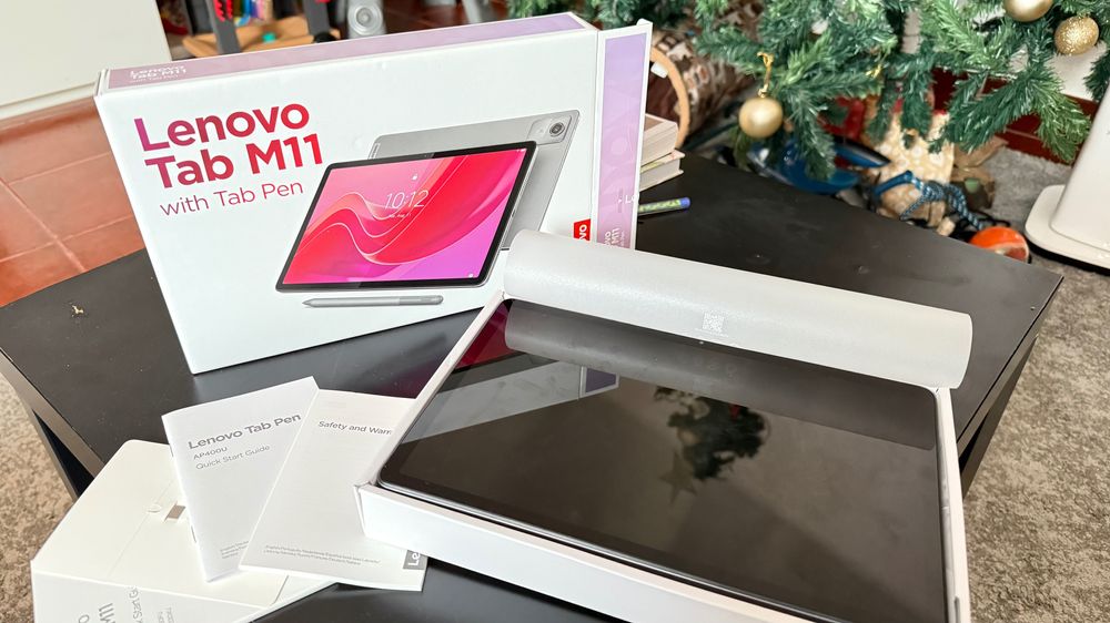 Lenovo Tab M11 with tab pen