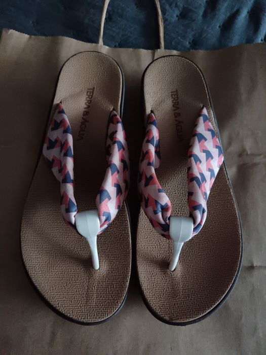 Chinelas de senhora