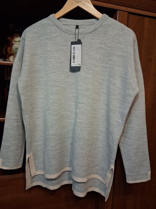 Продам костюм женский