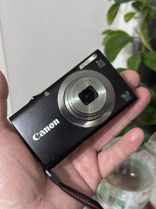 canon a2300 - купити фототехніку, відеотехніку - Ціна на OLX.ua