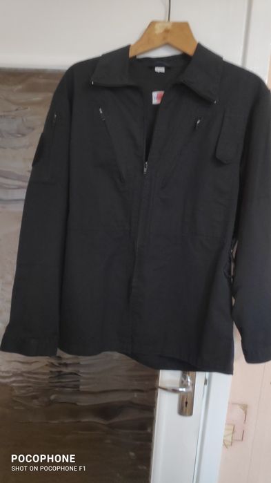 Штани  спецодягоу і куртки.