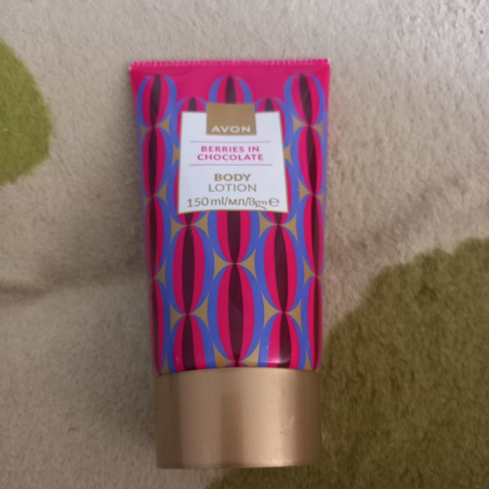 Avon Berries in Chocolate balsam do ciała