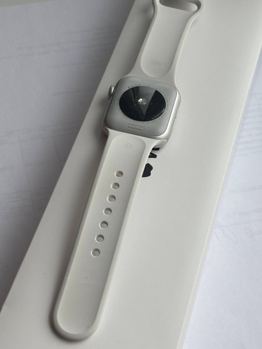 Apple Watch SE 2 40mm
