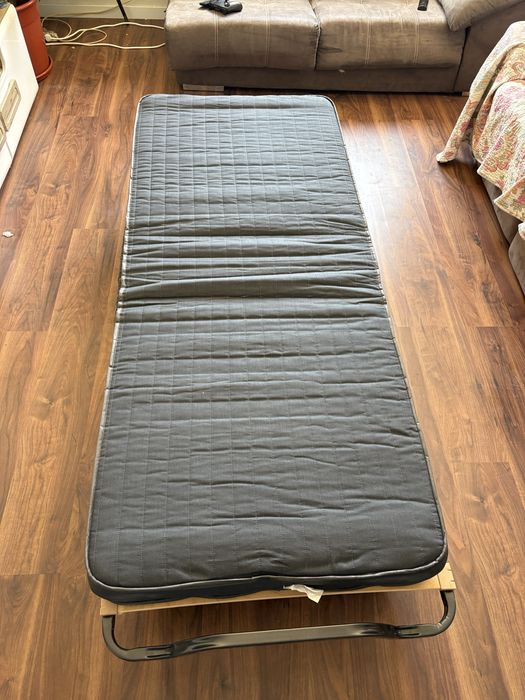 Divan de solteiro