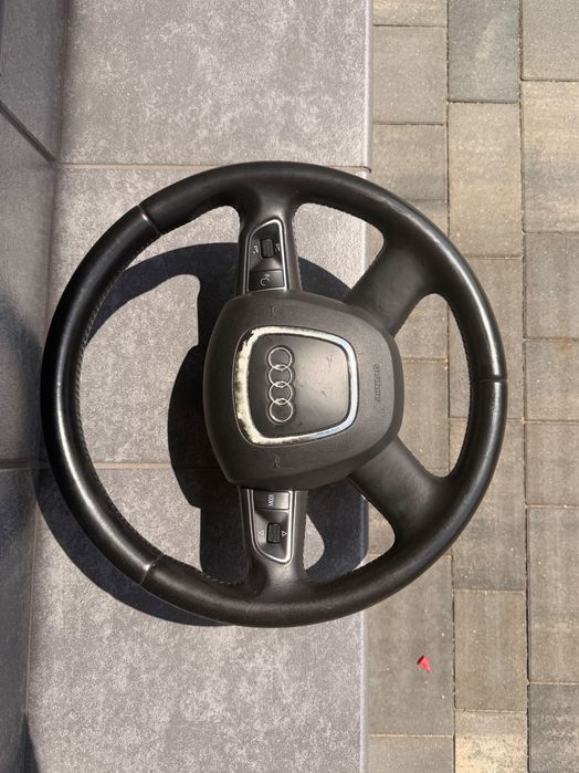 Kierownica Audi A4 B8 skóra czteroramienna multifunkcyjna z poduszką