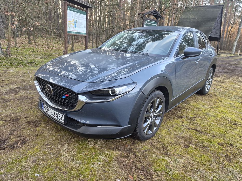 Mazda cx30  skyactiv X mild hybryd Kamera 360