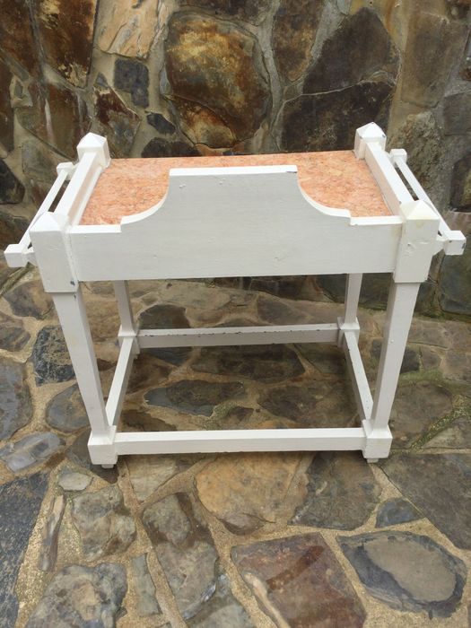 Mesa Rústica Madeira Pau Santo e pedra Liós séc XIX 65 cm