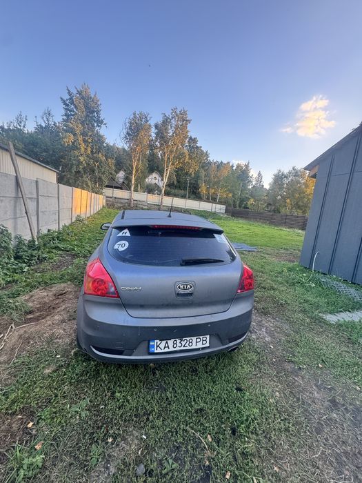 Низ ринка* Кіа Ceeʼd 1.6 benz/gaz* avtomat