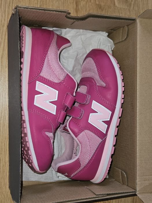 Buty New balance r. 33-34 + gratis Nike dla dziewczynki  adidasy