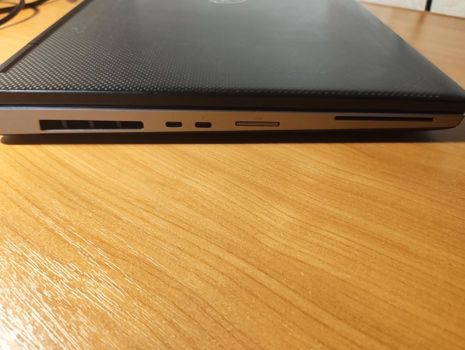 Ноутбук DELL PRECISION 7730 17,3"