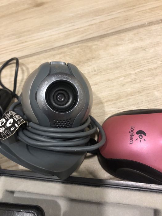 Веб- камера logitech