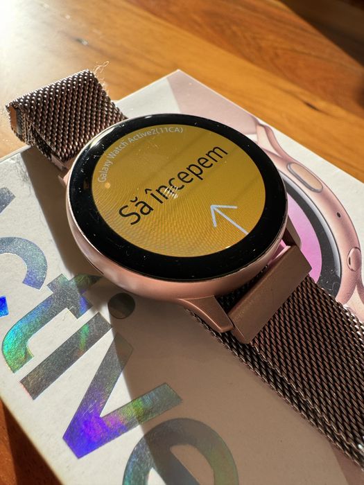 Samsung Galaxy Watch Active 2 smartwatch