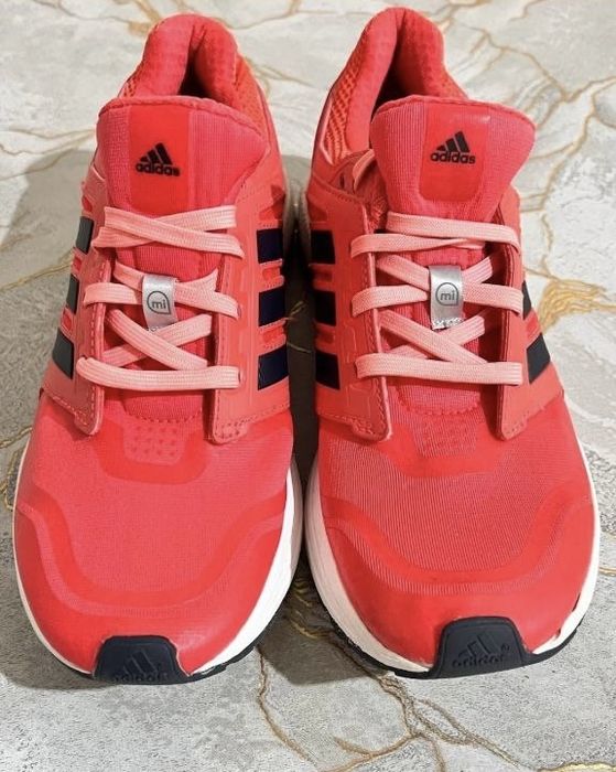 Кросівки Adidas Supernova жіночі