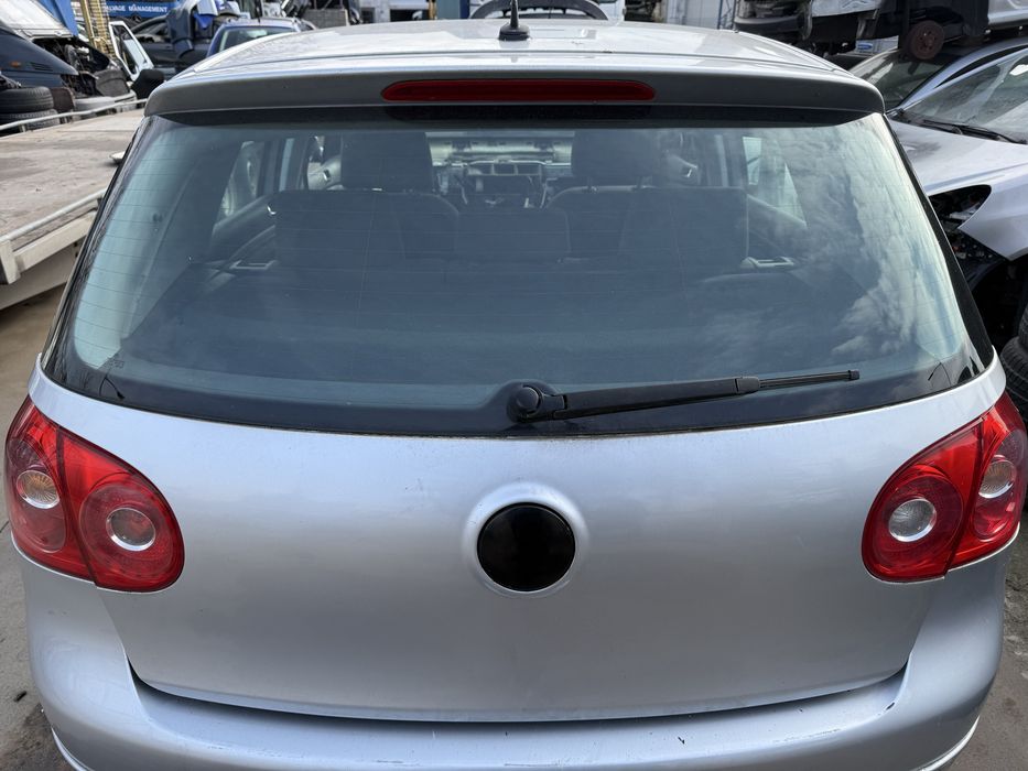 VW Golf V Klapa Bagażnika Z Szybą Bez Rdzy Kompletna LA7W