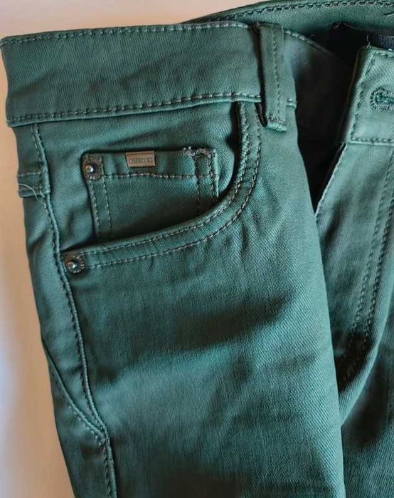 Reserved szmaragdowe ekoskóra spodnie woskowane 38 M nowe