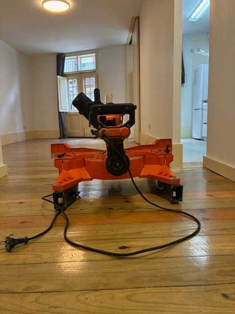 Maquima de Corte - SERRA ESQUADRIA 254MM-1800W TELESCÓPICA DRTª / ESQ