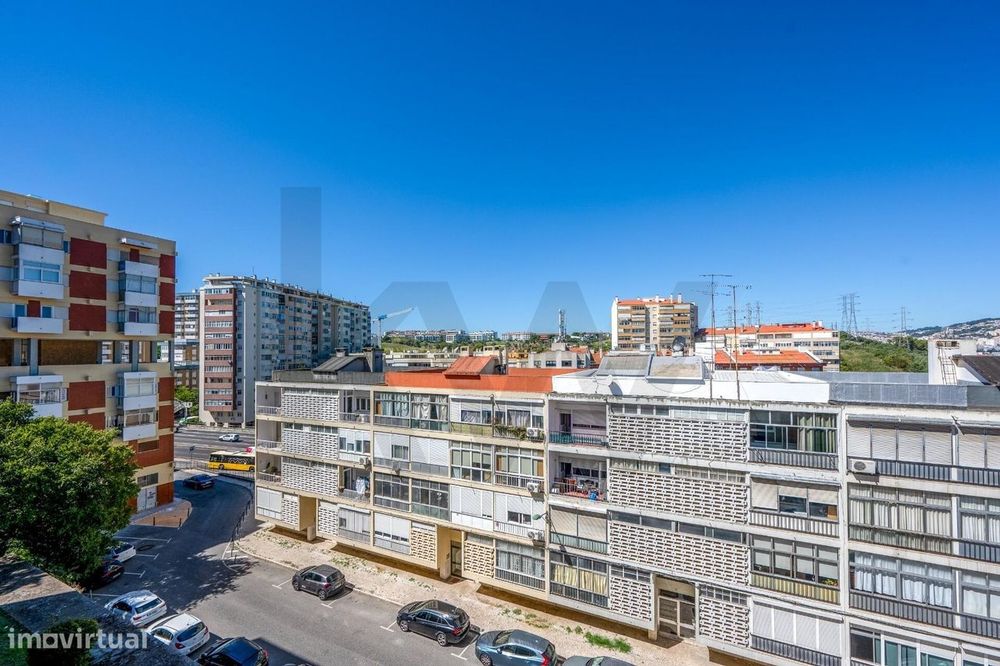 Charmoso T2 com Vista Desafogada no Lumiar