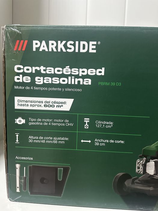 Maquina de vortar relva parkside nova