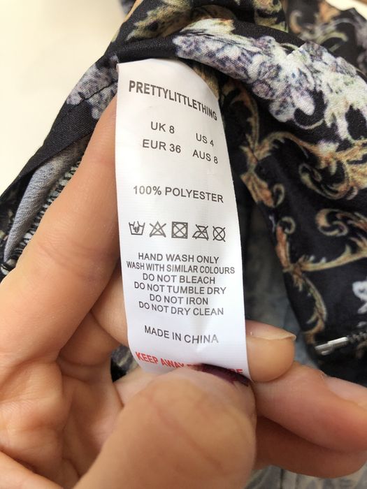 Nowy, gorsetowy crop top PrettyLittleThing