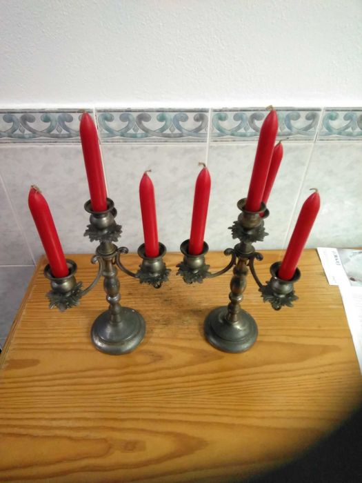 Castiçais de quatro lumens