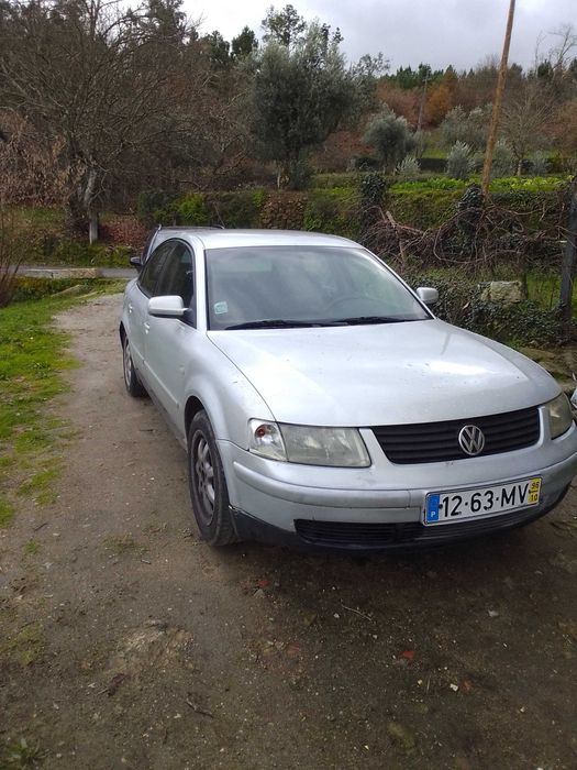 VW Passat – a andar – precisa de reparações na direção