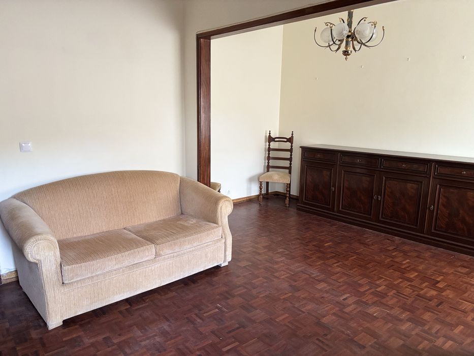 T2 Parede com ou sem mobilia