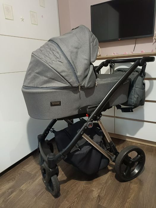 Wózek Camarelo Faro 3w1 + zabawki