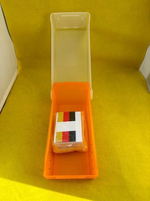 pudełko do przechowywania karteczek