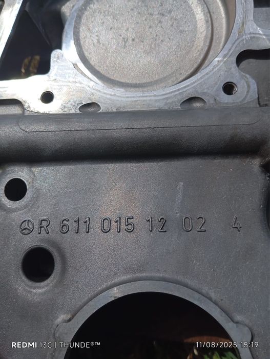 Tampa do motor dsitribuição Mercedes 270cdi