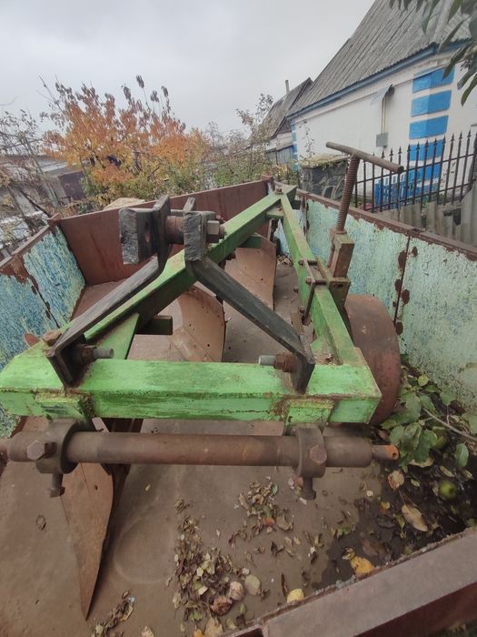 Плуг плн 3-35 з углоснімами