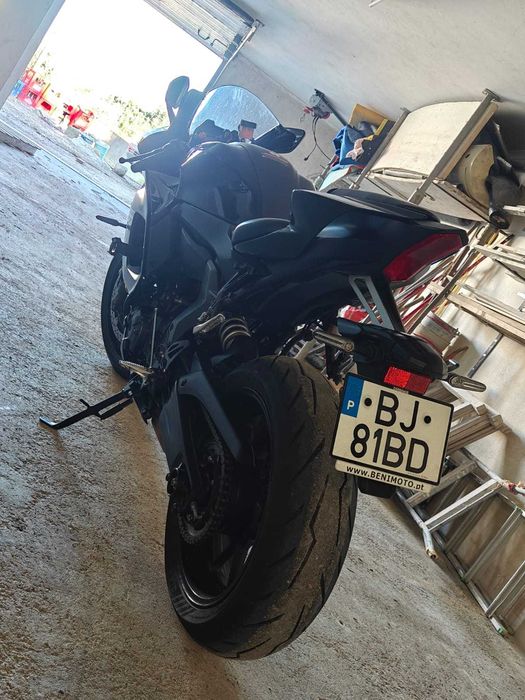 Yamaha R7 35KW (Livrete)