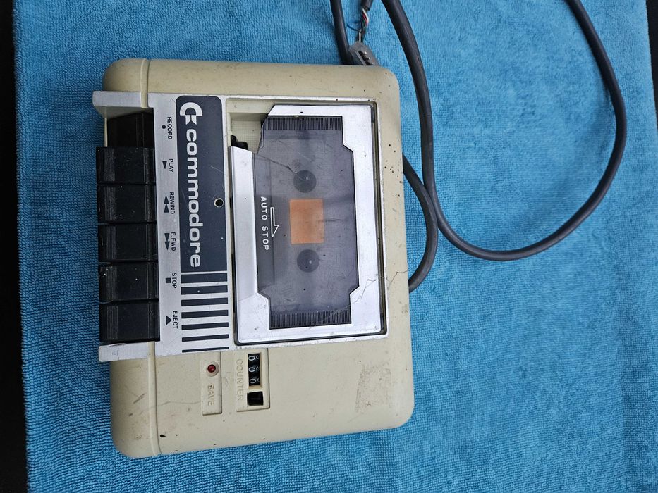 Commodore C64 - trzy magnetofony