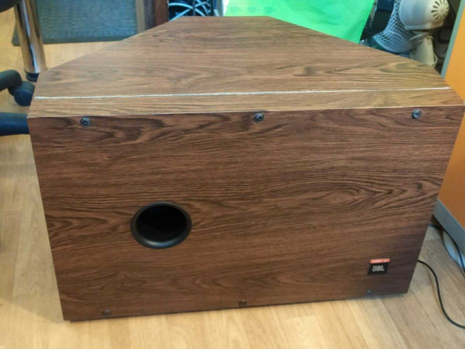 Продам Сабвуфер JBL Control SB-2 Professional made in USA