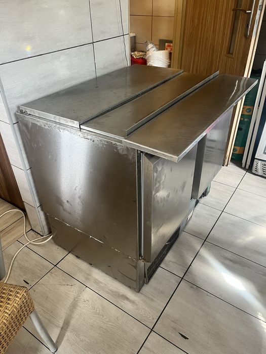 Lada/witryna chłodnicza