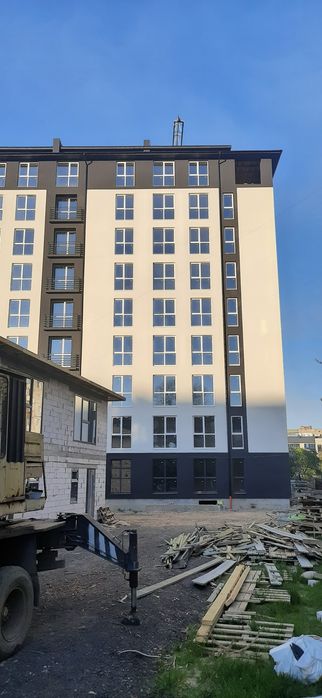 Продаж  2-ної квартири (60 м.кв) в ЖК Комфорт-Сіті